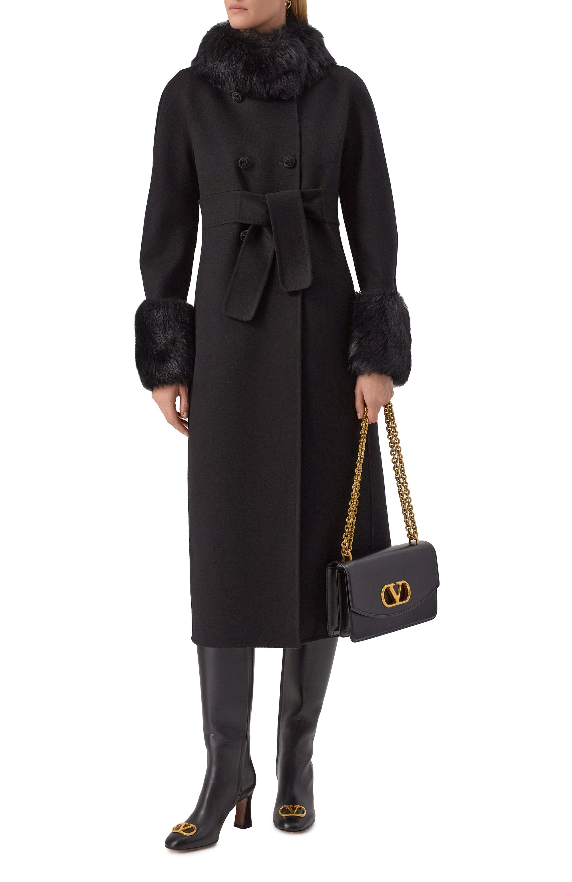 Кожаные сапоги vlogo signature VALENTINO черного цвета по цене 225000 руб., арт. 7W2S0ML1/DSH, фото 3 Кожаные сапоги vlogo signature VALENTINO, арт. 7W2S0ML1/DSH, фото 3