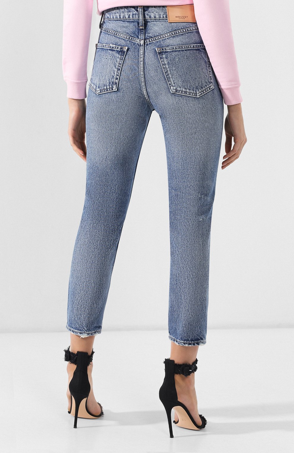 Джинсы с потертостями MOUSSY голубого цвета по цене 21500 руб., арт. 025CSC11-1170, фото 4 Джинсы с потертостями MOUSSY, арт. 025CSC11-1170, фото 4