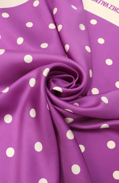 Шелковый платок VALENTINO фиолетового цвета по цене 55450 руб., арт. 7W2EI114/WFM, фото 3 Шелковый платок VALENTINO, арт. 7W2EI114/WFM, фото 3