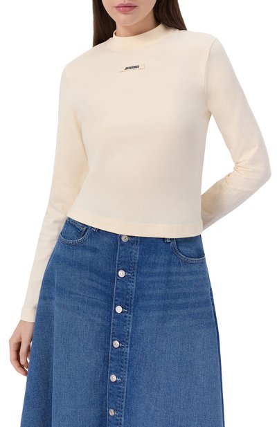 Хлопковый лонгслив JACQUEMUS кремового цвета по цене 25950 руб., арт. 24E241JS155/2031, фото 3 Хлопковый лонгслив JACQUEMUS, арт. 24E241JS155/2031, фото 3