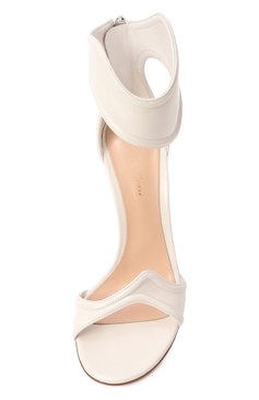 Женские кожаные босоножки lucrezia 105 GIANVITO ROSSI молочного цвета, арт. G61705.15RIC.NUI0FFW | Фото 6 (Материал внешний: Натуральная кожа; Материал внутренний: Натуральная кожа; Каблук высота: Высокий; Подошва: Плоская; Каблук тип: Шпилька)