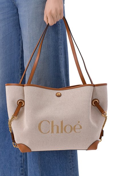 Сумка-тоут clover medium CHLOÉ бежевого цвета по цене 184500 руб., арт. CH26AS655S63, фото 2 Сумка-тоут clover medium CHLOÉ, арт. CH26AS655S63, фото 2