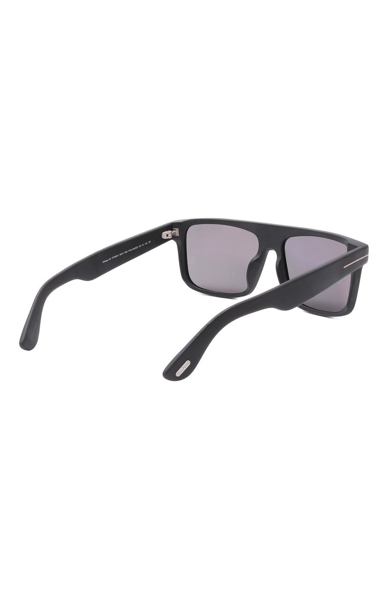 Женские солнцезащитные очки TOM FORD черного цвета, арт. TF999-N 02D | Фото 4 (Нос: Не проставлено; Региональные ограничения белый список (Axapta Mercury): Не проставлено; Материал: Пластик; Тип очков: С/з; Очки форма: Прямоугольные; Оптика Гендер: оптика-мужское)