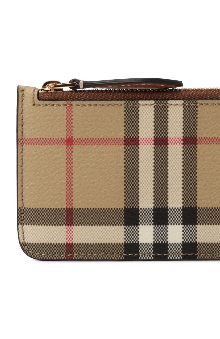 Женский футляр для кредитных карт BURBERRY бежевого цвета, арт. 8094427 | Фото 4 (Нос: Не проставлено; Материал: Пластик)
