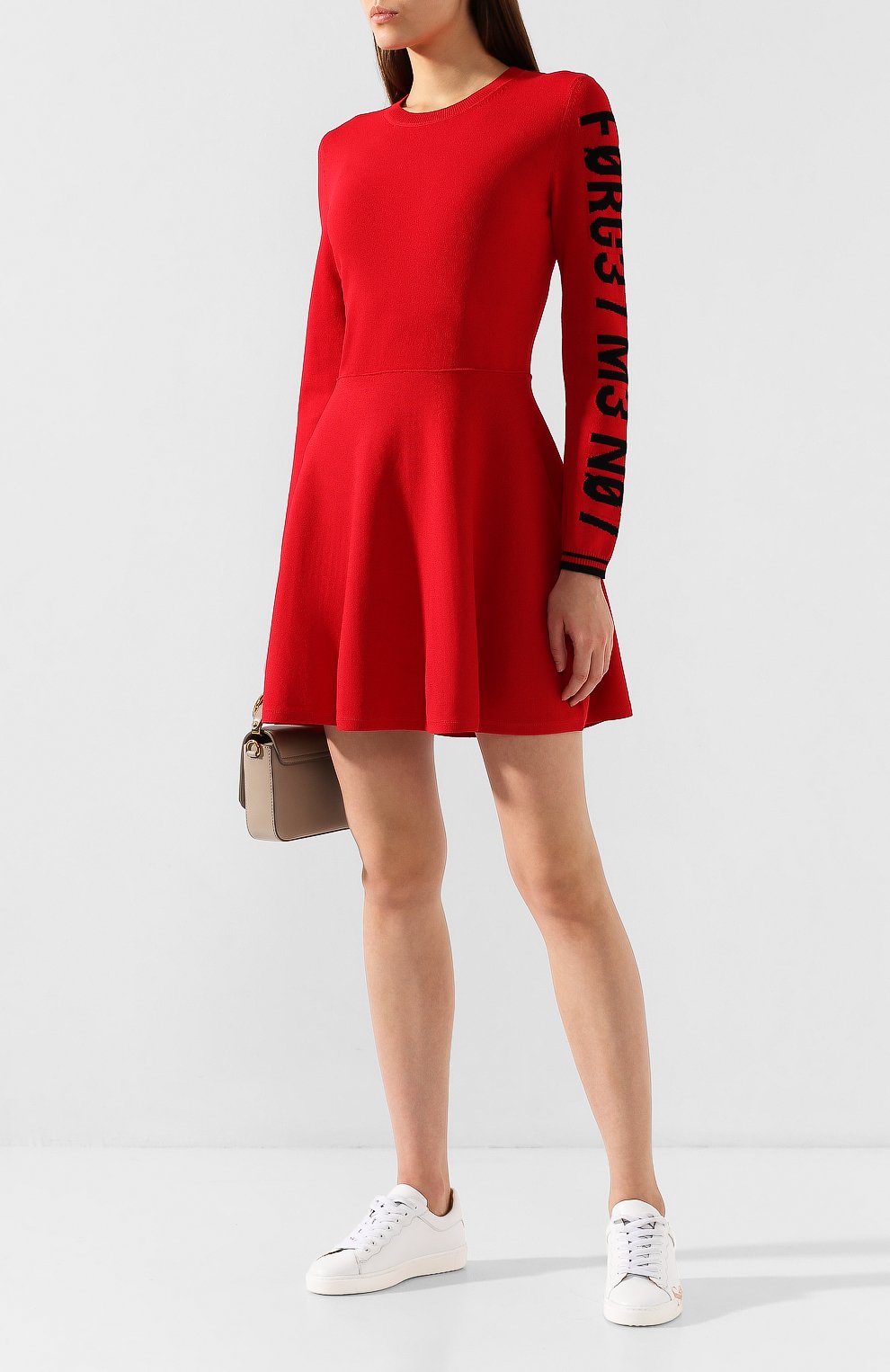 Платье из вискозы REDVALENTINO красного цвета по цене 43200 руб., арт. SR0KD102/455, фото 2 Платье из вискозы REDVALENTINO, арт. SR0KD102/455, фото 2