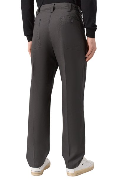 Хлопковые брюки STONE ISLAND темно-серого цвета по цене 47500 руб., арт. K1S153100015/S0011, фото 4 Хлопковые брюки STONE ISLAND, арт. K1S153100015/S0011, фото 4