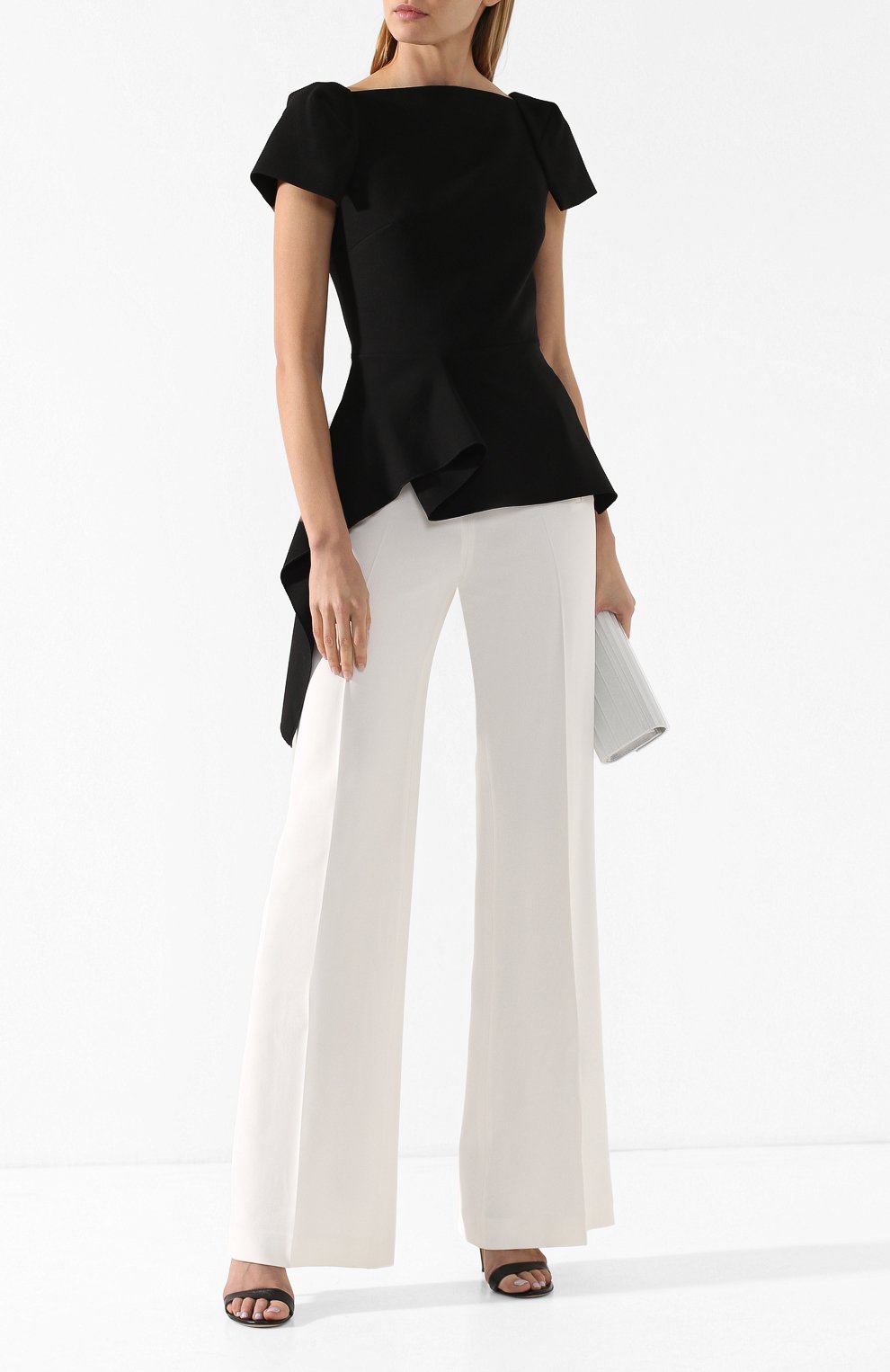Расклешенные брюки ROLAND MOURET белого цвета по цене 61750 руб., арт. PS19/S5125/F2241, фото 2 Расклешенные брюки ROLAND MOURET, арт. PS19/S5125/F2241, фото 2