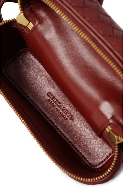 Сумка candy bang bang BOTTEGA VENETA бордового цвета по цене 197000 руб., арт. 875454/V0HW0, фото 5 Сумка candy bang bang BOTTEGA VENETA, арт. 875454/V0HW0, фото 5