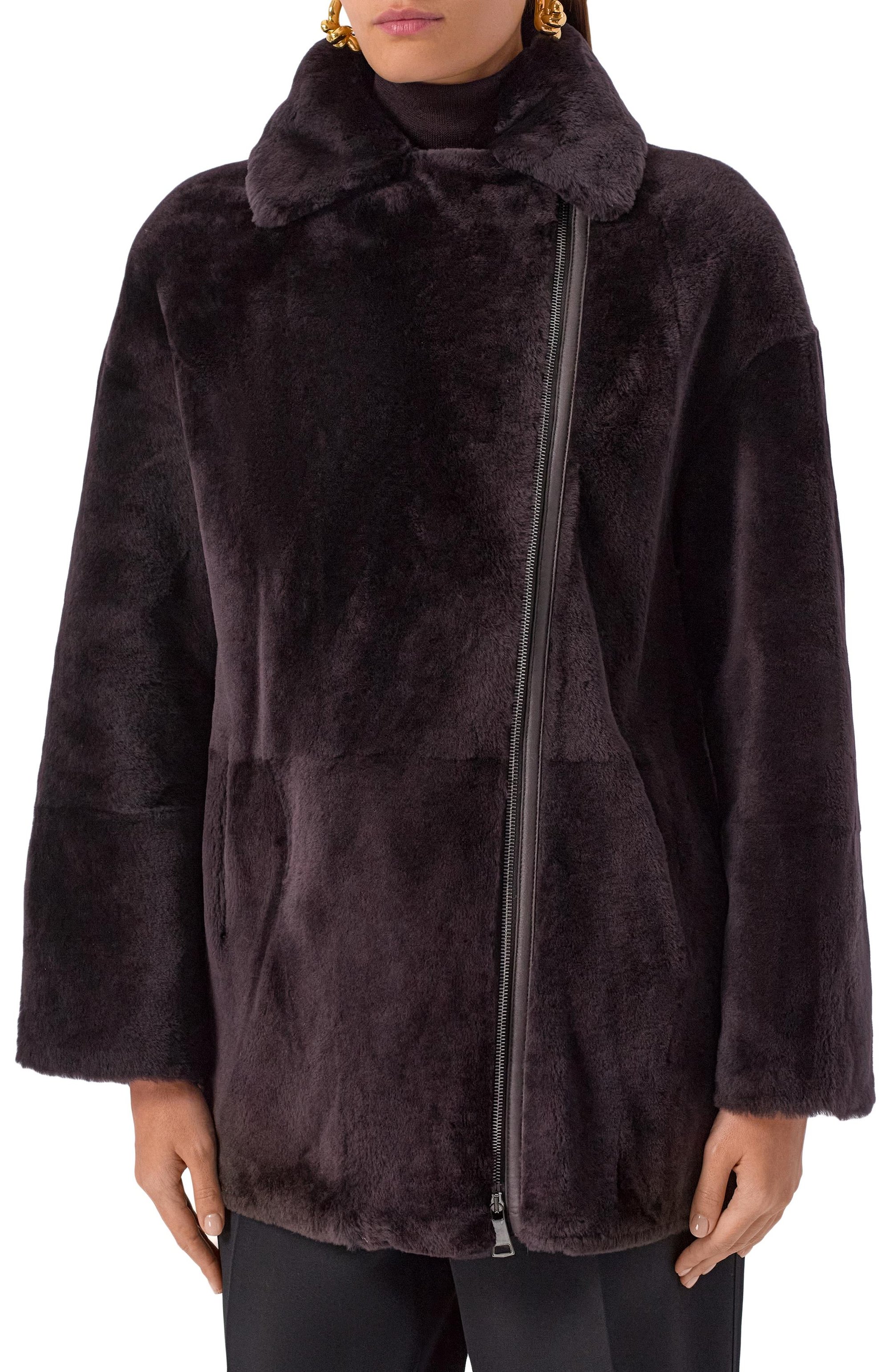 Дубленка из овчины MANZONI24 коричневого цвета по цене 354500 руб., арт. 25M1418-S21/48-50, фото 6 Дубленка из овчины MANZONI24, арт. 25M1418-S21/48-50, фото 6