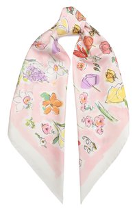 Светло-розовый