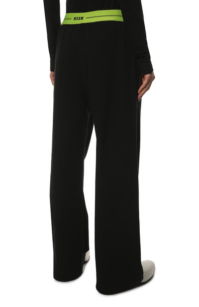 Хлопковые брюки MSGM черного цвета по цене 23800 руб., арт. 3241MDP60 227299, фото 4 Хлопковые брюки MSGM, арт. 3241MDP60 227299, фото 4