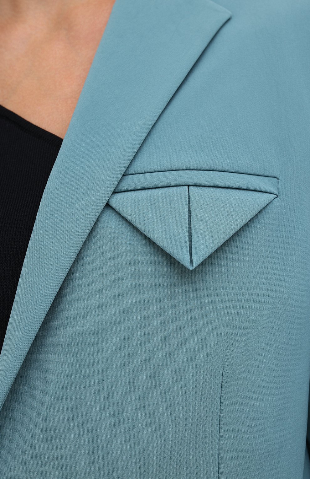 Жакет BOTTEGA VENETA голубого цвета по цене 198500 руб., арт. 628721/VKJ60, фото 5 Жакет BOTTEGA VENETA, арт. 628721/VKJ60, фото 5