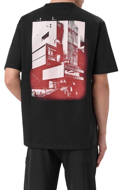 Хлопковая футболка C.P. COMPANY черного цвета по цене 19300 руб., арт. 19CLTS057A006370W, фото 4 Хлопковая футболка C.P. COMPANY, арт. 19CLTS057A006370W, фото 4