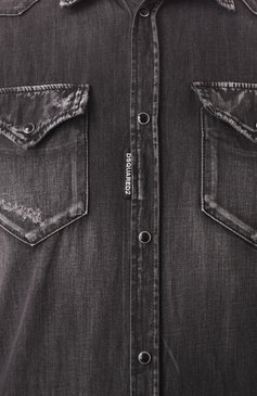 Мужская джинсовая рубашка DSQUARED2 темно-серого цвета, арт. S74DM0848/S30826 | Фото 6 (Материал внешний: Хлопок, Деним; Длина (для топов): Стандартные; Рукава: Длинные; Случай: Повседневный; Кросс-КТ: Деним; Воротник: Кент; Принт: Однотонные; Манжеты: На кнопках; Стили: Кэжуэл)