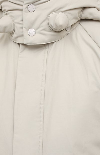 Пуховик MONCLER GENIUS светло-бежевого цвета по цене 169000 руб., арт. F2-09E-1B504-40-V0135, фото 5 Пуховик MONCLER GENIUS, арт. F2-09E-1B504-40-V0135, фото 5