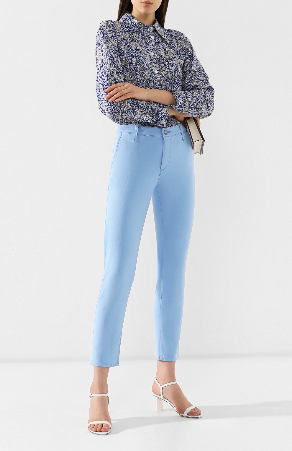 Брюки caden AG ADRIANO GOLDSCHMIED голубого цвета по цене 34450 руб., арт. SBW1613/TPAR, фото 2 Брюки caden AG ADRIANO GOLDSCHMIED, арт. SBW1613/TPAR, фото 2