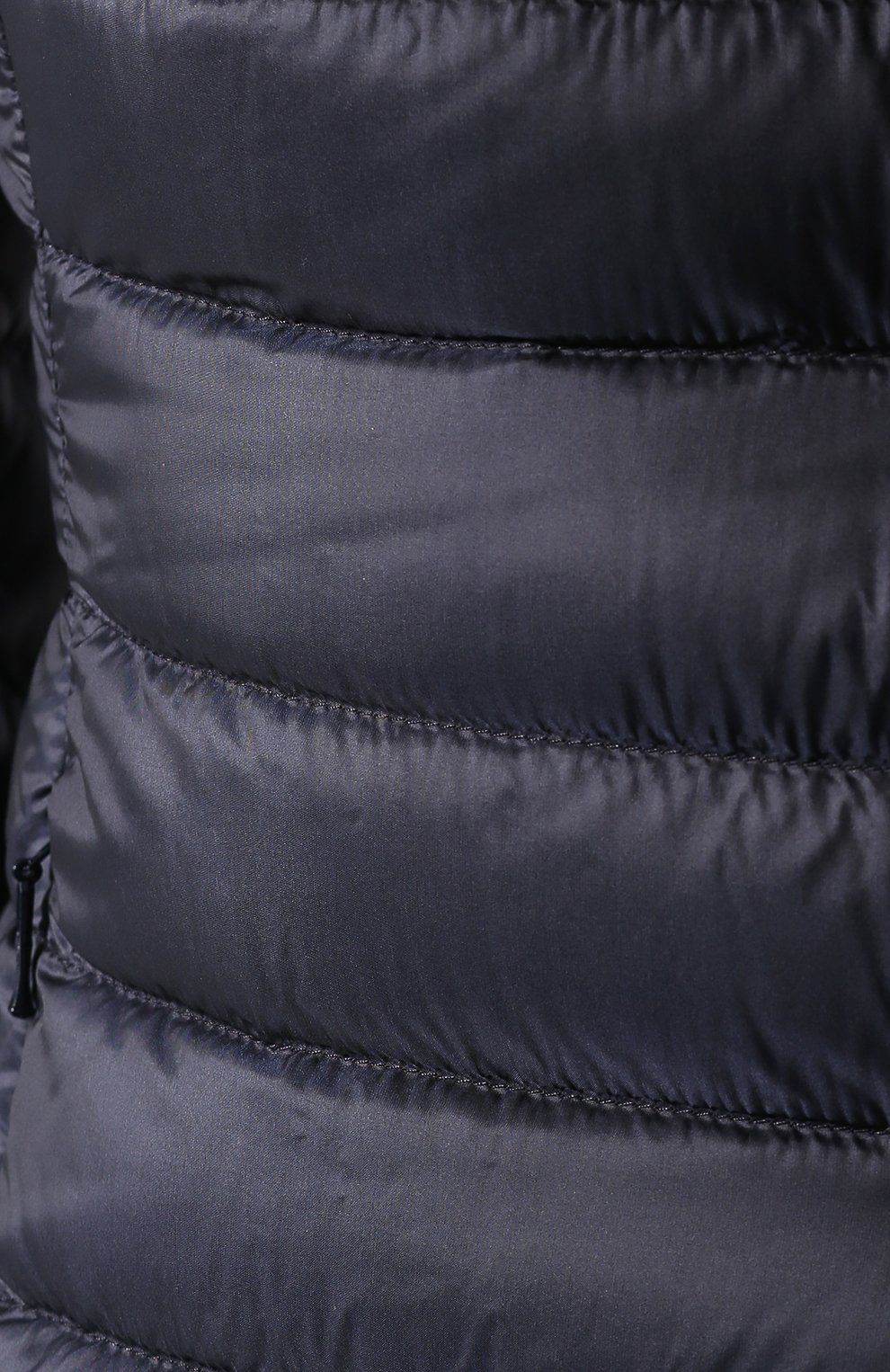 Пуховая куртка MONCLER темно-синего цвета по цене 51600 руб., арт. E1-093-35300-94-53048, фото 5 Пуховая куртка MONCLER, арт. E1-093-35300-94-53048, фото 5
