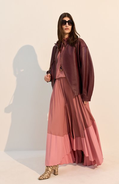 Кулон NINA RICCI фиолетового цвета по цене 78650 руб., арт. 26PBB0205/MET027, фото 5 Кулон NINA RICCI, арт. 26PBB0205/MET027, фото 5