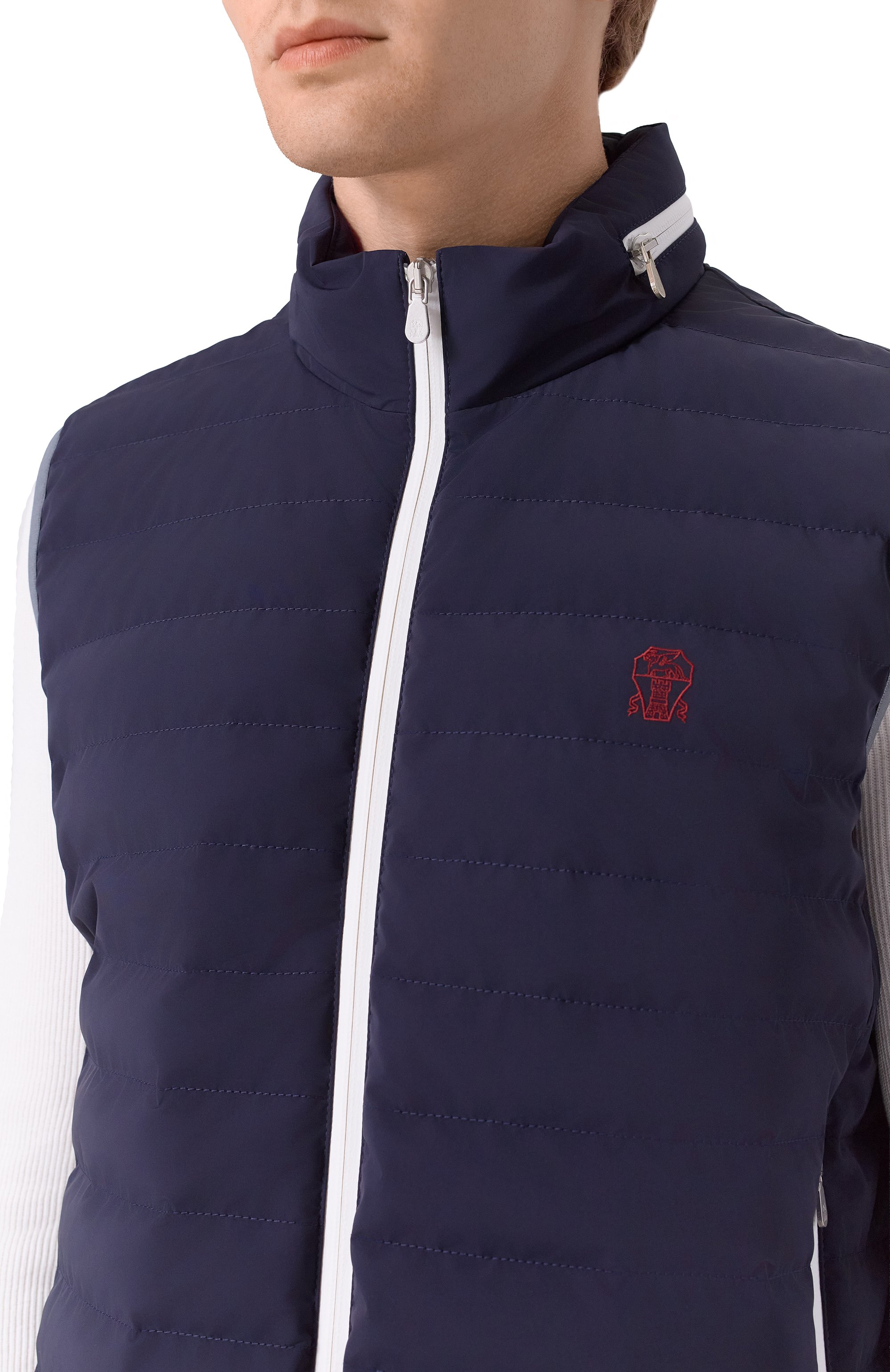 Пуховый жилет BRUNELLO CUCINELLI темно-синего цвета по цене 283000 руб., арт. MM49A7460G, фото 5 Пуховый жилет BRUNELLO CUCINELLI, арт. MM49A7460G, фото 5