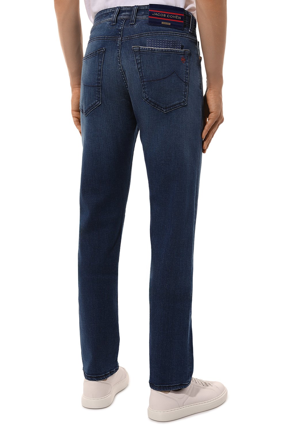 Джинсы nick JACOB COHEN синего цвета по цене 79000 руб., арт. U Q L06 34 S 3619/905D, фото 4 Джинсы nick JACOB COHEN, арт. U Q L06 34 S 3619/905D, фото 4