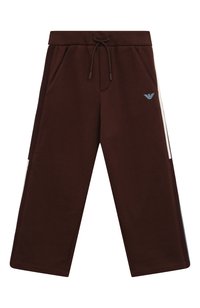 Коричневый