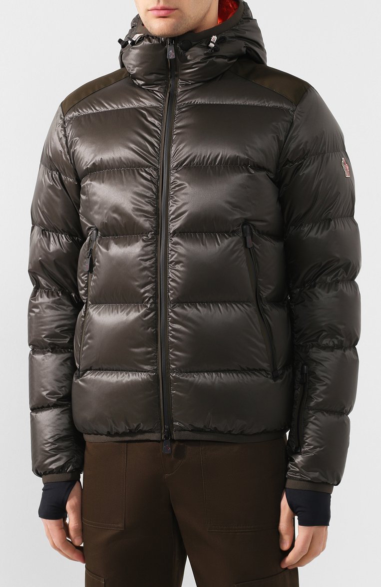 Мужская пуховик hintertux MONCLER GRENOBLE хаки цвета, арт. E2-097-40303-05-53071 | Фото 3 (Материал внешний: Синтетический материал; Длина (верхняя одежда): Короткие; Материал утеплителя: Пух и перо; Материал подклада: Синтетический материал; Статус проверки: Проверена категория; Мужское Кросс-КТ: Пуховик-верхняя одежда, Верхняя одежда; Рукава: Длинные; Кросс-КТ: Пуховик, Куртка, другое; Материал сплава: Проставлено; Драгоценные камни: Проставлено; Стили: Кэжуэл)