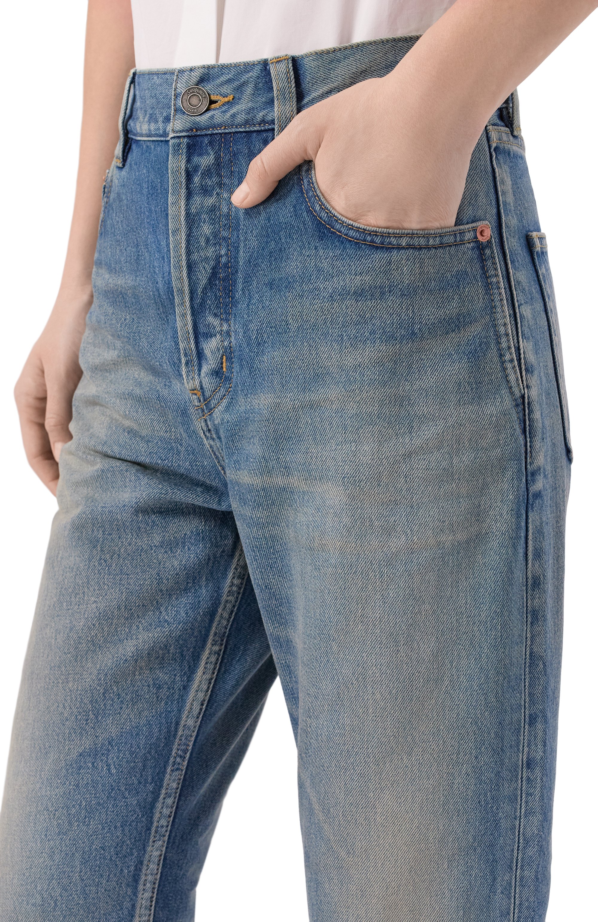 Джинсы SAINT LAURENT синего цвета по цене 161500 руб., арт. 827965/Y35AY, фото 5 Джинсы SAINT LAURENT, арт. 827965/Y35AY, фото 5