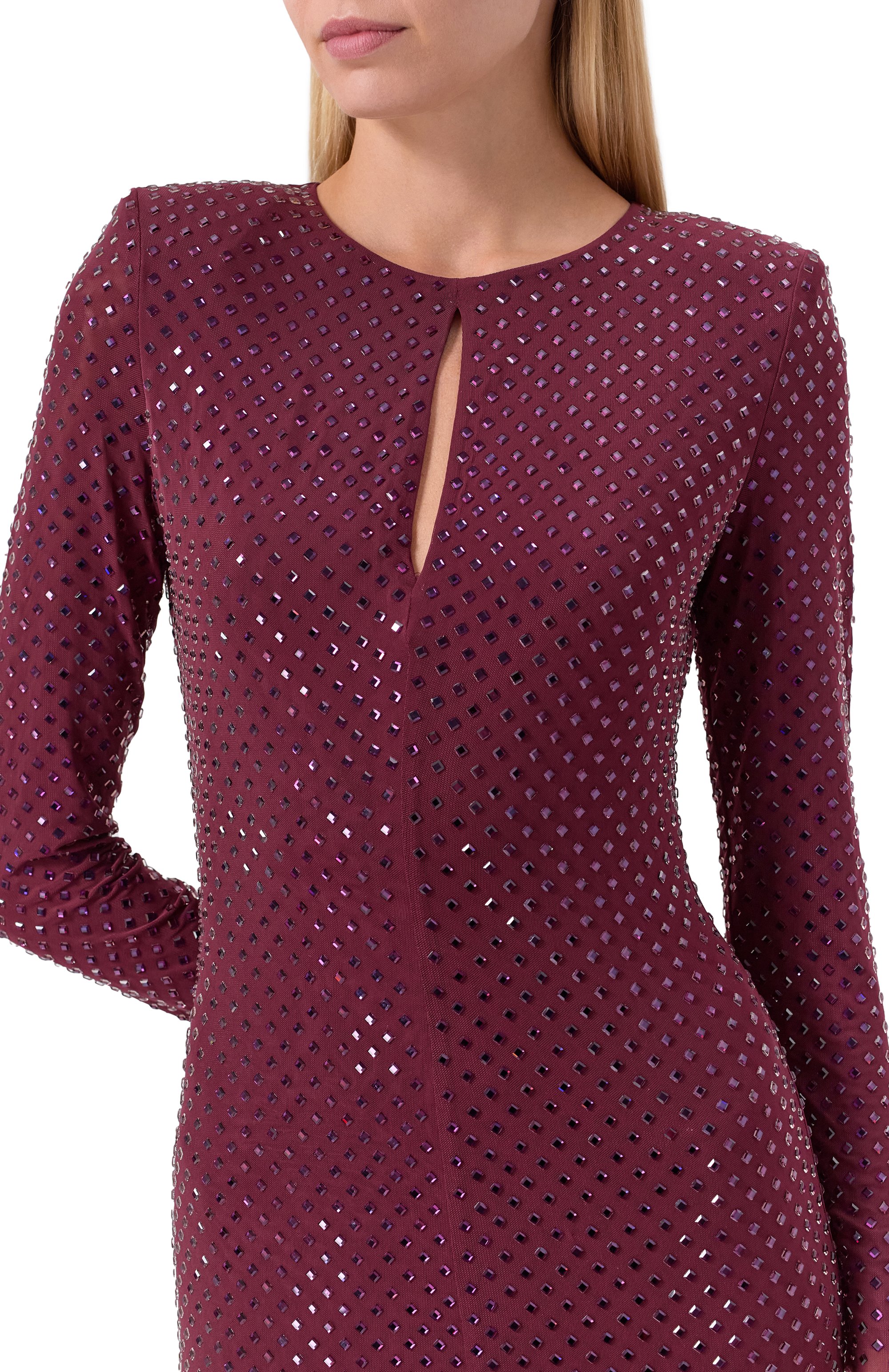 Платье с отделкой стразами SELF-PORTRAIT бордового цвета по цене 115000 руб., арт. PF25122XBU, фото 5 Платье с отделкой стразами SELF-PORTRAIT, арт. PF25122XBU, фото 5