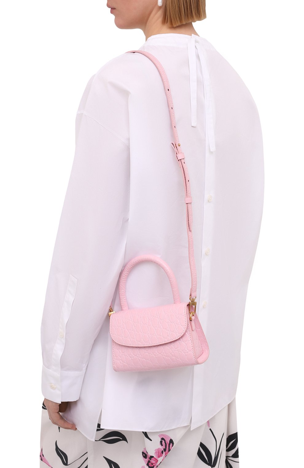 Сумка mini BY FAR светло-розового цвета по цене 62950 руб., арт. 21SSMINAP0CCESMA, фото 2 Сумка mini BY FAR, арт. 21SSMINAP0CCESMA, фото 2