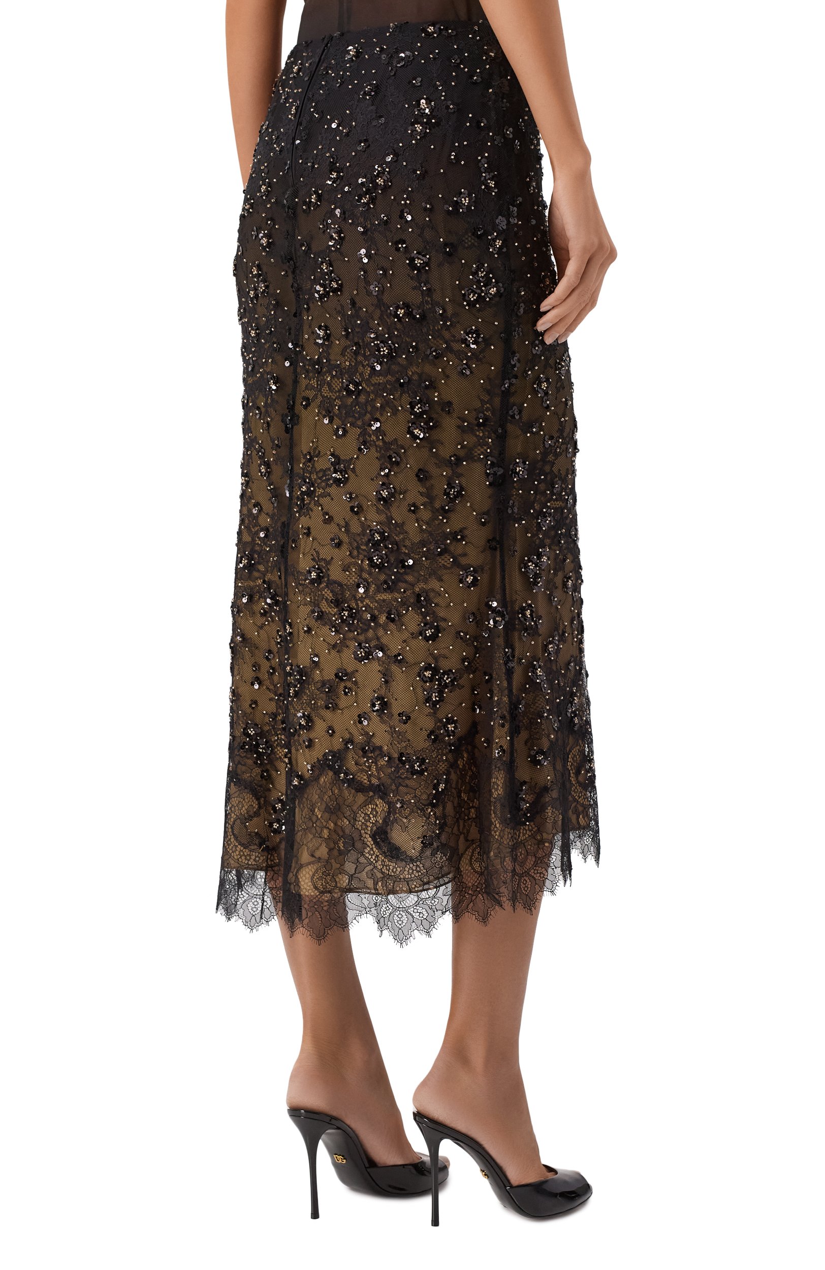 Юбка с отделкой пайетками ELIE SAAB черного цвета по цене 322000 руб., арт. SK366NP26/LAE04, фото 4 Юбка с отделкой пайетками ELIE SAAB, арт. SK366NP26/LAE04, фото 4