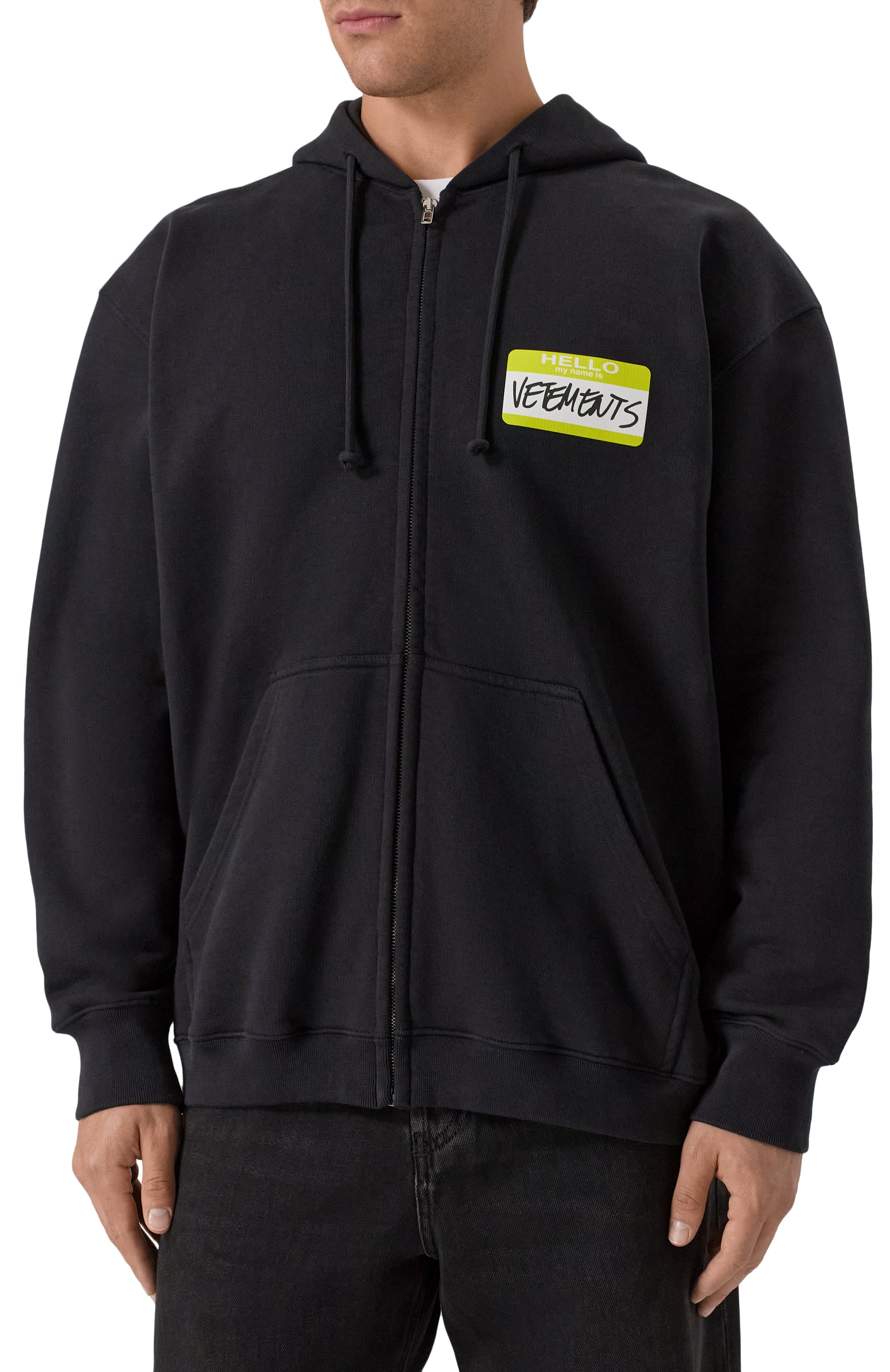 Хлопковая толстовка VETEMENTS черного цвета по цене 109500 руб., арт. UA53HD200B/1606 HEAVY M0LLET0N, фото 3 Хлопковая толстовка VETEMENTS, арт. UA53HD200B/1606 HEAVY M0LLET0N, фото 3
