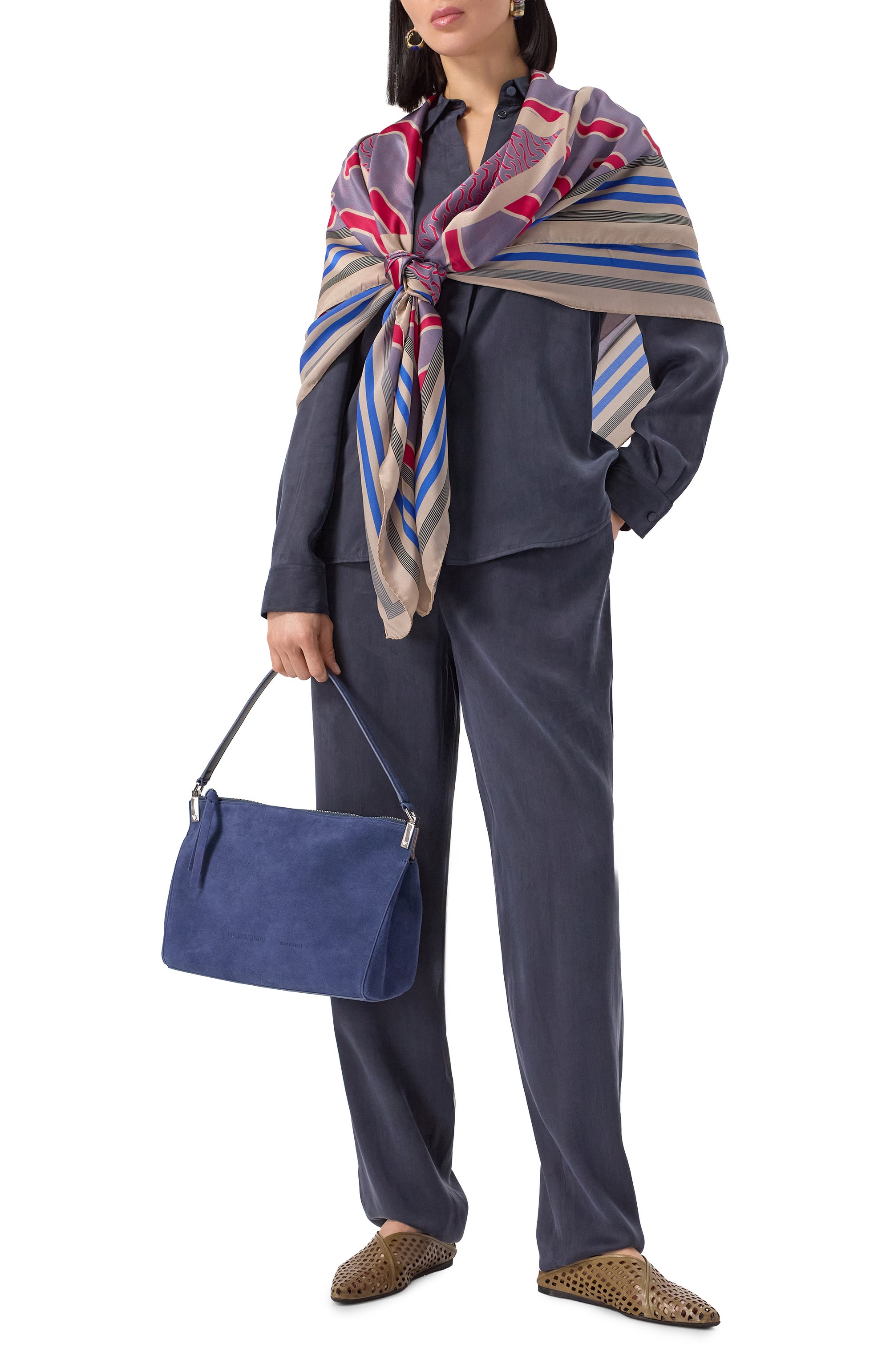 Сумка EMPORIO ARMANI синего цвета по цене 79150 руб., арт. EW001044/AF13074, фото 7 Сумка EMPORIO ARMANI, арт. EW001044/AF13074, фото 7