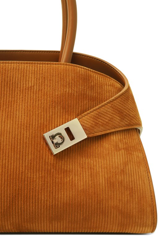 Сумка Hug medium Ferragamo 215608/785775 Коричневый  215608/785775 Фото 3