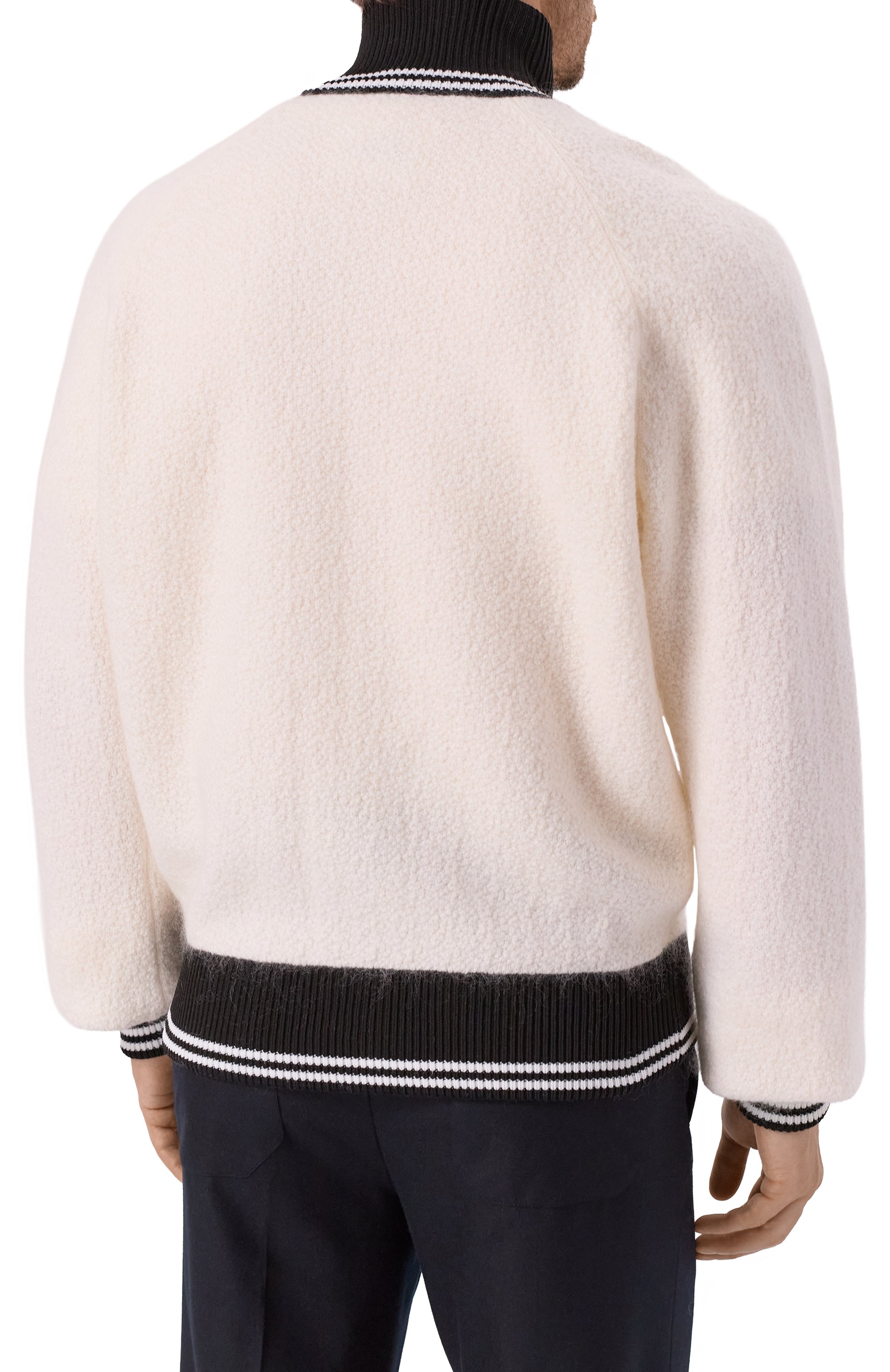 Кардиган JIL SANDER кремового цвета по цене 213000 руб., арт. J22HP0041-J14789, фото 4 Кардиган JIL SANDER, арт. J22HP0041-J14789, фото 4