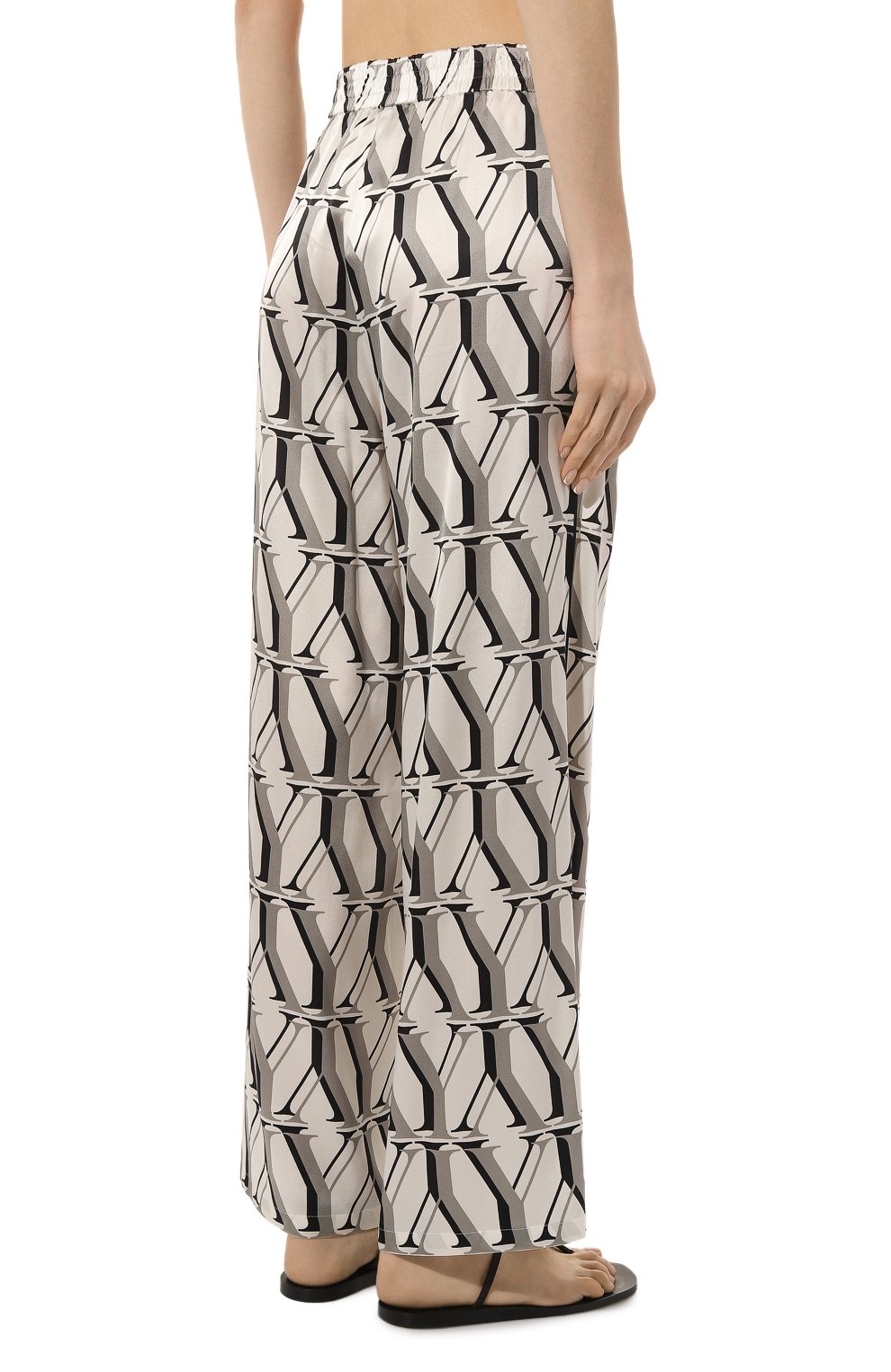 Шелковые брюки YANINA черно-белого цвета по цене 87400 руб., арт. 0-2481С, фото 4 Шелковые брюки YANINA, арт. 0-2481С, фото 4