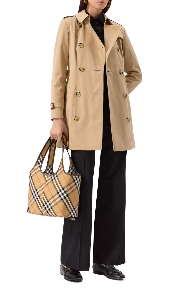 Женская сумка-тоут BURBERRY бежевого цвета, арт. 8094685 | Фото 7 (Материал сплава: Проставлено; Драгоценные камни: Проставлено; Размер: medium; Материал: Текстиль)