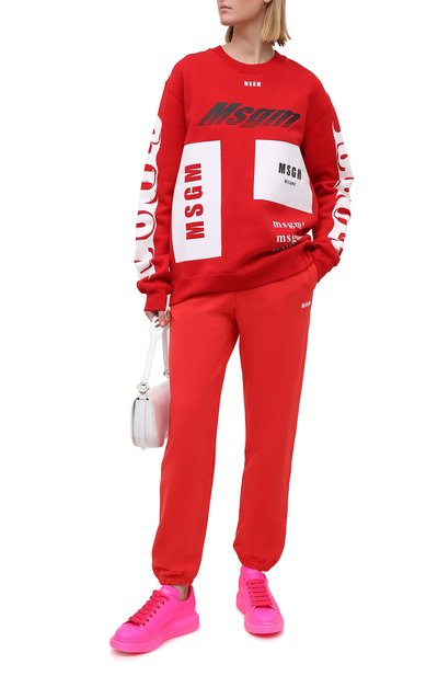 Хлопковый свитшот MSGM красного цвета по цене 15200 руб., арт. 2940MM186 207599/CG, фото 2 Хлопковый свитшот MSGM, арт. 2940MM186 207599/CG, фото 2