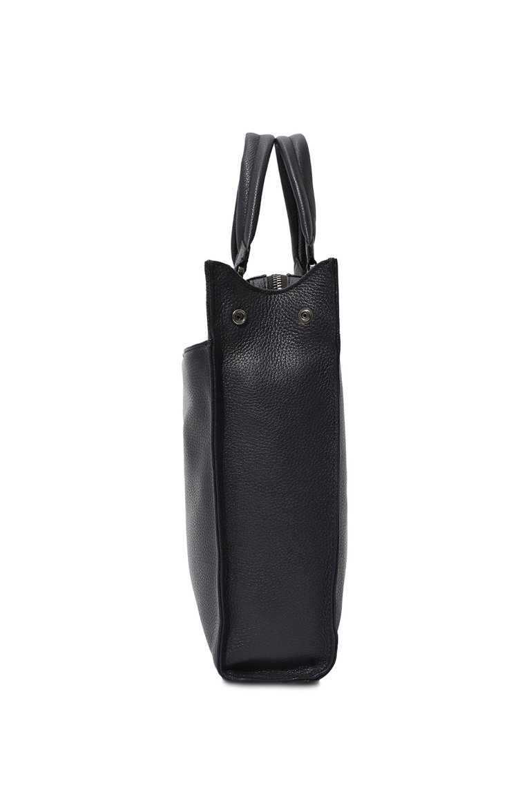 Мужская портфель come LANCEL темно-синего цвета, арт. A12874 | Фото 4 (Ремень/цепочка: На ремешке; Материал сплава: Проставлено; Драгоценные камни: Проставлено; Материал: Натуральная кожа; Размер: large; Сумки-технические: Портфели)