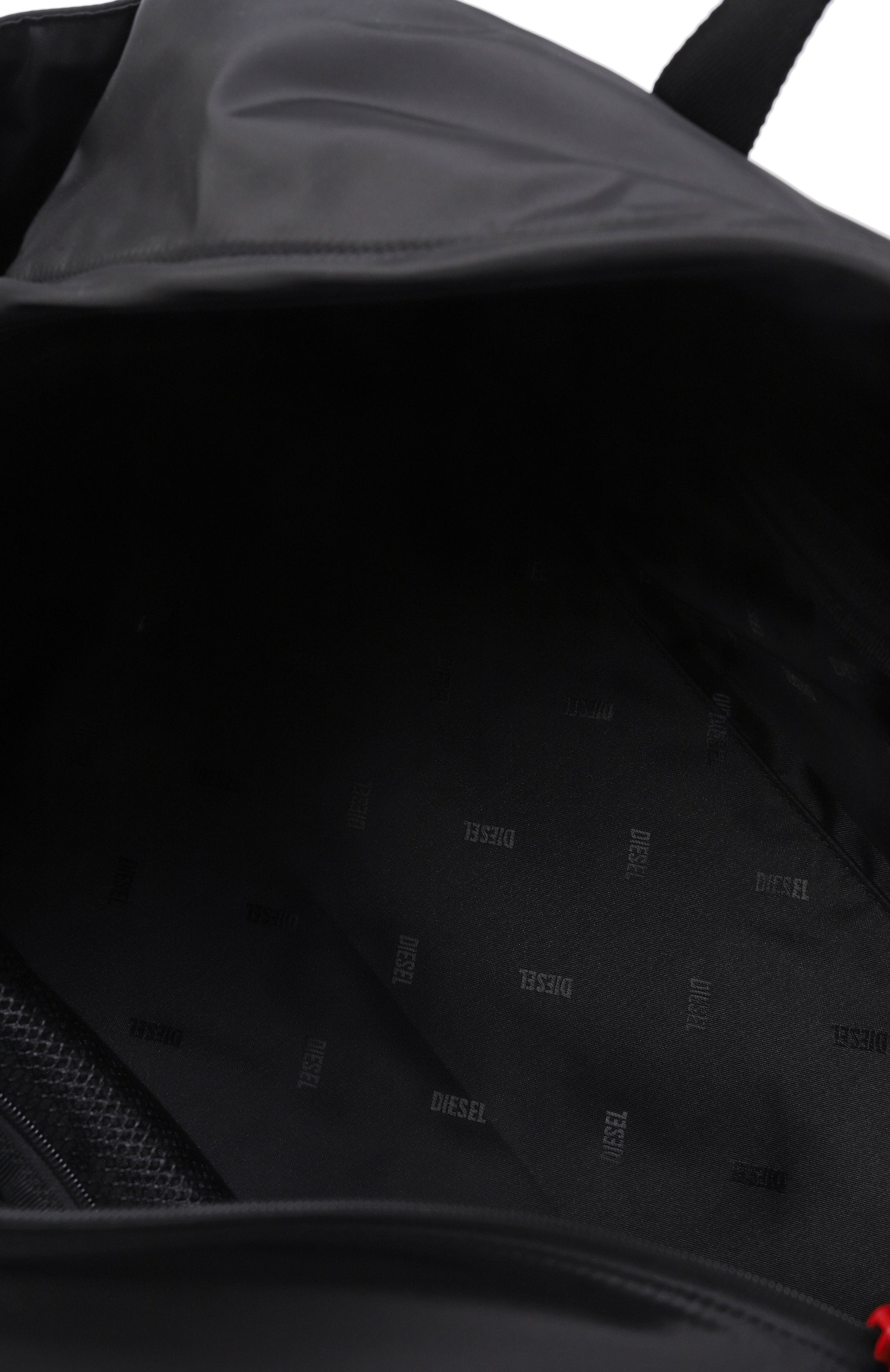 Сумка tech-d x DIESEL черного цвета по цене 33850 руб., арт. X10412/P3914, фото 6 Сумка tech-d x DIESEL, арт. X10412/P3914, фото 6
