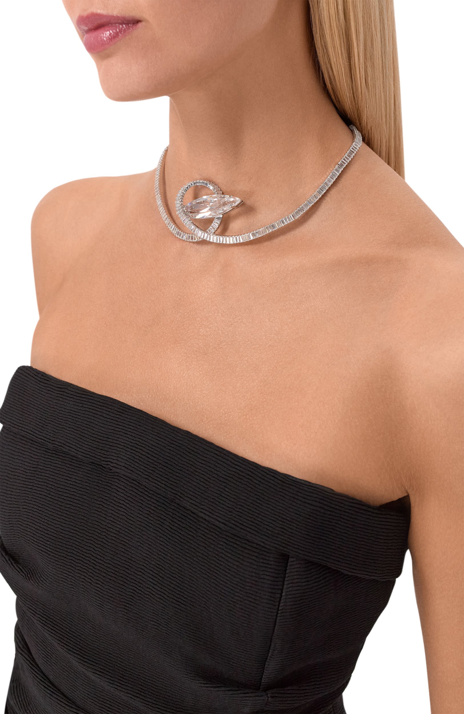 Колье matrix SWAROVSKI серебряного цвета по цене 99500 руб., арт. 5727039, фото 2 Колье matrix SWAROVSKI, арт. 5727039, фото 2