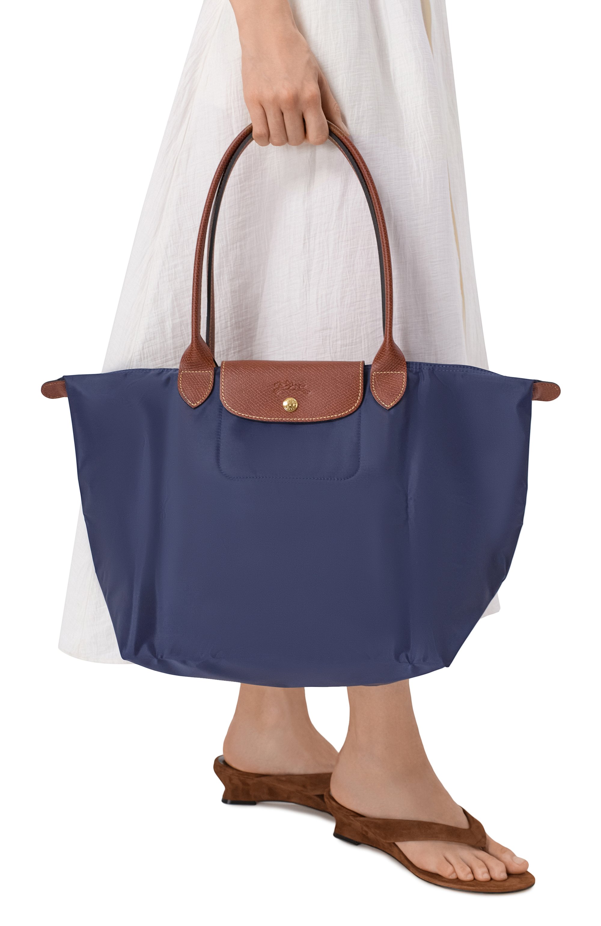 Сумка le pliage original large LONGCHAMP темно-синего цвета по цене 21950 руб., арт. L1899089/089, фото 2 Сумка le pliage original large LONGCHAMP, арт. L1899089/089, фото 2