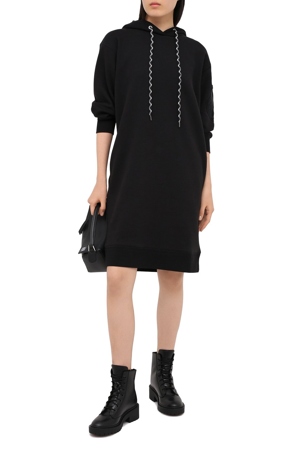 Хлопковое платье MONCLER черного цвета по цене 51200 руб., арт. F2-093-8I714-00-V8144, фото 2 Хлопковое платье MONCLER, арт. F2-093-8I714-00-V8144, фото 2