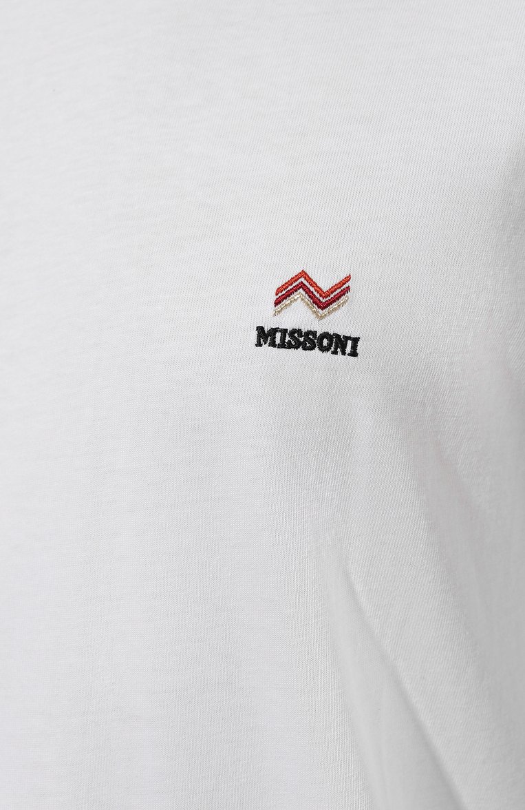 Мужская хлопковая футболка MISSONI белого цвета, арт. US23WL0K/BJ00IE | Фото 5 (Рукава: Короткие; Материал внешний: Хлопок; Длина (для топов): Стандартные; Стили: Кэжуэл; Принт: Без принта; Кросс-КТ: Джерси; Мужское Кросс-КТ: Футболка-одежда; Детали: Декор; Автоматизация ТО: Проставлено; Автоматизация состава: Проставлено)