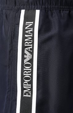 Мужские плавки-шорты EMPORIO ARMANI темно-синего цвета, арт. EM000583/AF12333 | Фото 4 (Нос: Не проставлено; Мужское Кросс-КТ: плавки-шорты; Принт: Без принта; Материал внешний: Синтетический материал)