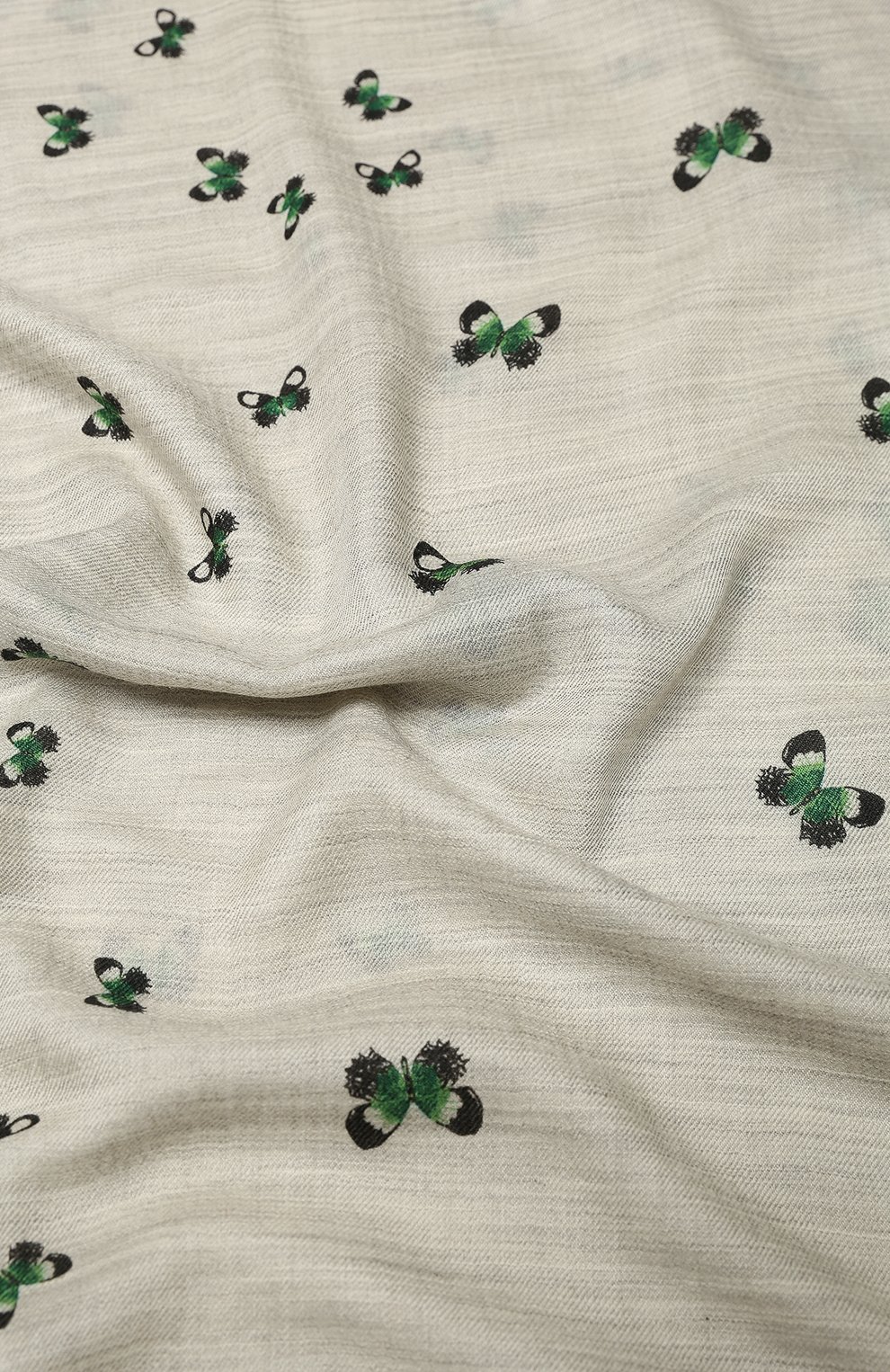 Кашемировый шарф BOTTEGA VENETA зеленого цвета по цене 89950 руб., арт. 476163/3V201, фото 2 Кашемировый шарф BOTTEGA VENETA, арт. 476163/3V201, фото 2