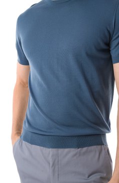 Мужской шерстяной джемпер CORNELIANI синего цвета, арт. 25M525-2525126 | Фото 5 (Драгоценные камни: Проставлено; Материал внешний: Шерсть; Мужское Кросс-КТ: Джемперы; Рукава: Короткие; Вырез: Круглый; Материал сплава: Проставлено; Принт: Без принта; Стили: Кэжуэл; Длина (для топов): Стандартные)