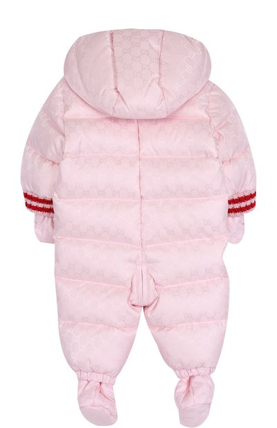 Пуховый комплект из комбинезона с капюшоном и варежек с пинетками GUCCI розового цвета по цене 114000 руб., арт. 483880/XBC51, фото 2 Пуховый комплект из комбинезона с капюшоном и варежек с пинетками GUCCI, арт. 483880/XBC51, фото 2