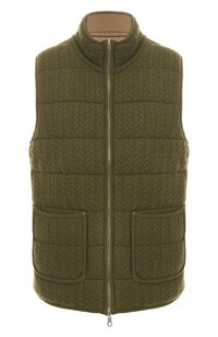 Темно-зеленый