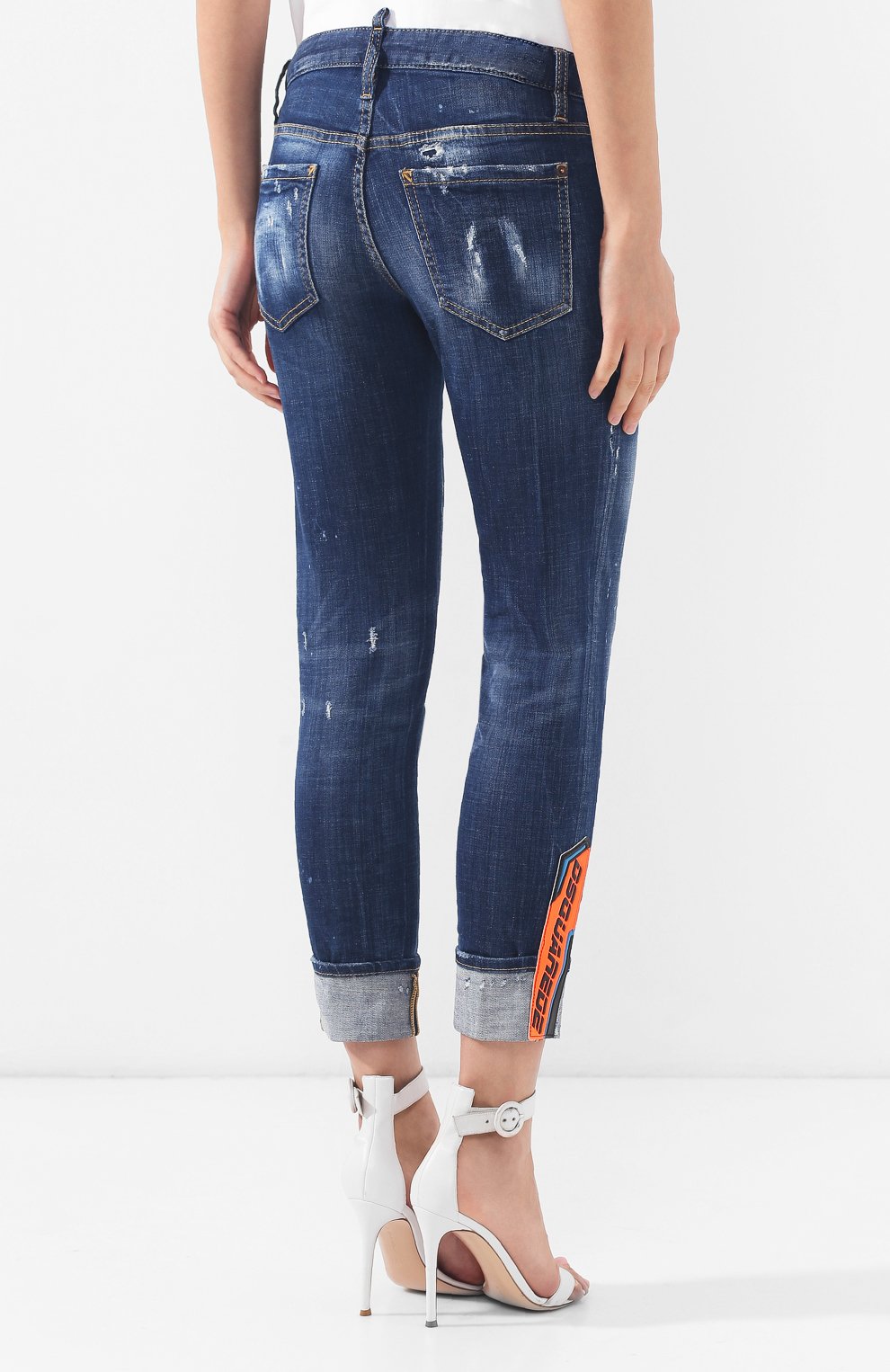 Джинсы с отворотами DSQUARED2 синего цвета по цене 35400 руб., арт. S72LB0189/S30342, фото 4 Джинсы с отворотами DSQUARED2, арт. S72LB0189/S30342, фото 4