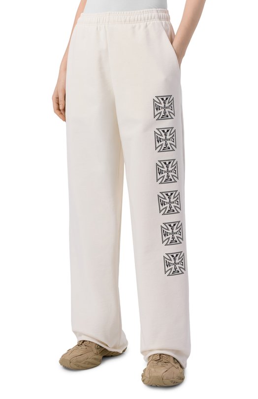 Хлопковые брюки VETEMENTS ME76SP166V/1302 M0LLET0N Кремовый  ME76SP166V/1302 M0LLET0N Фото 3